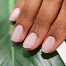 Charger l'image dans la galerie, Vernis à ongles - Milky White