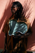 Charger l'image dans la galerie, Shell serving bowl teal