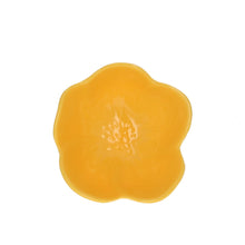 Charger l'image dans la galerie, Bol en mélamine fleur jaune