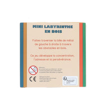 Charger l'image dans la galerie, Mini labyrinthe en bois rouge