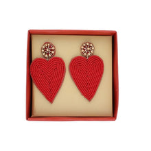 Charger l'image dans la galerie, Boucles d'oreilles en perles coeur rouge