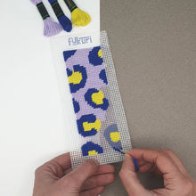 Charger l'image dans la galerie, Kit broderie DIY - Marque page Léopard