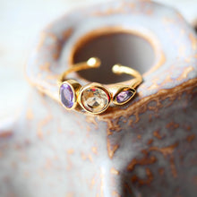 Charger l'image dans la galerie, Bague Panarutthan améthystes et citrine