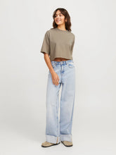 Charger l'image dans la galerie, Tee-shirt crop top - Beige