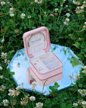 Charger l'image dans la galerie, Boîte à bijoux Corinne en velours rose