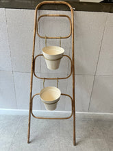 Charger l'image dans la galerie, Echelle en bambou et ses deux pots