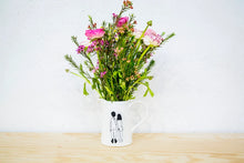 Charger l'image dans la galerie, small jug naked couple back