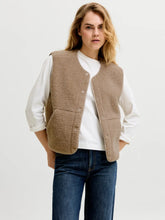 Charger l'image dans la galerie, Veste Vera teddy sans manche - Beige/Humus