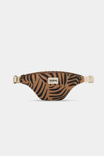 Charger l'image dans la galerie, Sac banane Olivia - Zèbre cannelle