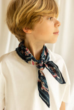 Charger l'image dans la galerie, Small foulard Manika - Bird céleste