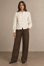 Charger l'image dans la galerie, Blouse femme à col mao et boutons brandebourg