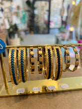 Charger l'image dans la galerie, Grandes créoles Rosario turquoise ou noir