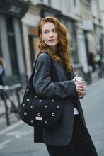 Charger l'image dans la galerie, Sac à main Clavel - Œillets noirs