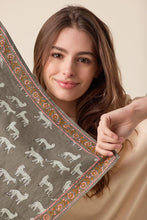 Charger l'image dans la galerie, Small foulard Manika - Bengale kaki