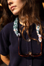 Charger l'image dans la galerie, Small foulard Manika - Garden lilas