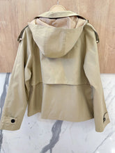 Charger l'image dans la galerie, Trench-coat court à capuche - Taupe