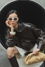 Charger l'image dans la galerie, Veste bomber en simili cuir brillant