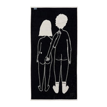 Charger l'image dans la galerie, bath towel naked couple back
