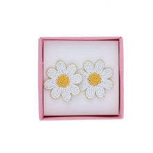 Charger l'image dans la galerie, Boucles d'oreilles en perles - Fleurs
