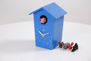 Horloge bleue à coucou moderne avec sons d'animaux