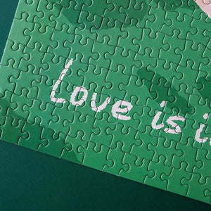 Puzzle :  Love is in the air