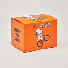 Charger l&#39;image dans la galerie, Tasse Born to ride : Snoopy
