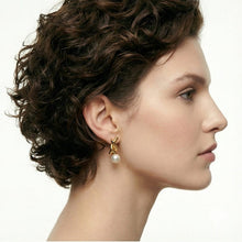 Charger l'image dans la galerie, Boucles d'oreilles sculpture avec perle
