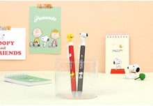 Charger l&#39;image dans la galerie, Stylo à bille Peanuts Snoopy &amp; Friends avec figurine, 0,5 mm
