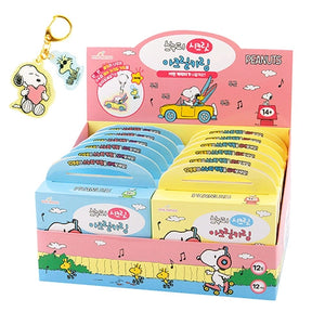 Boîte aléatoire Peanuts Snoopy porte-clés en acrylique
