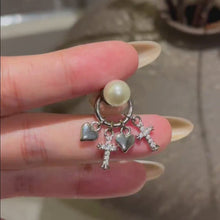 Charger l'image dans la galerie, Boucles d'oreilles écho avec charms
