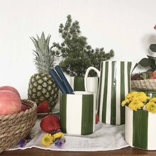 Charger l'image dans la galerie, Set de 4 pots à rayures vertes
