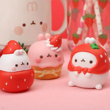 Charger l&#39;image dans la galerie, Figurine Aléatoire Molang fraise Boîte Surprise
