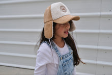 Charger l&#39;image dans la galerie, casquette, enfant, velours, poule, party, green, terra, tournai, lille, bruxelles, courtrai
