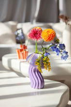 Charger l&#39;image dans la galerie, Ocean Dreams Jellyfish Vase
