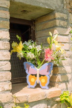 Charger l&#39;image dans la galerie, Woodland Butterfly Vase
