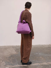 Charger l'image dans la galerie, Ona Soft Bag - Raisin
