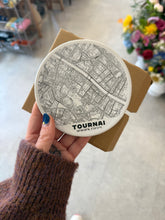 Charger l'image dans la galerie, Patère (crochet) rond en céramique avec la carte de Tournai
