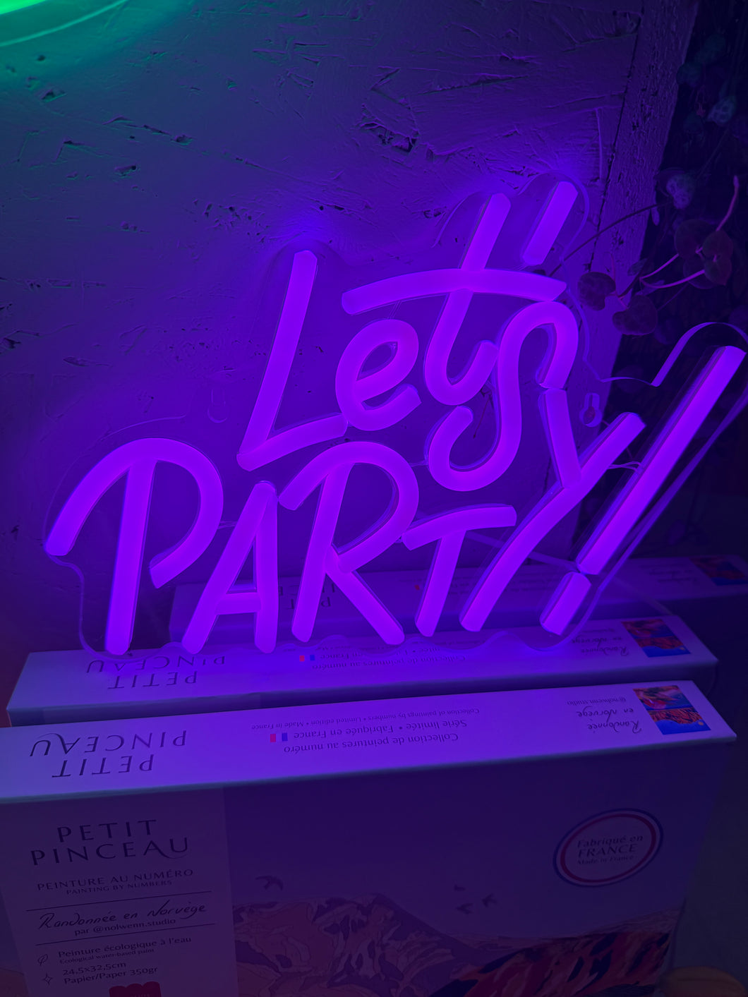 Néon Let's party!