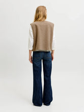 Charger l'image dans la galerie, Veste Vera teddy sans manche - Beige/Humus
