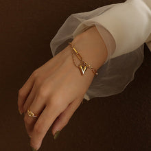 Charger l'image dans la galerie, Bracelet chaîne coeur
