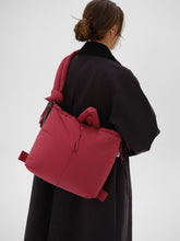 Charger l'image dans la galerie, Ona Soft Bag - Cerise
