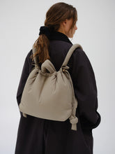 Charger l'image dans la galerie, Ona Soft Bag - Sauge
