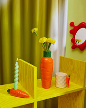 Charger l&#39;image dans la galerie, Vase carotte

