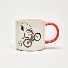 Charger l&#39;image dans la galerie, Tasse Born to ride : Snoopy
