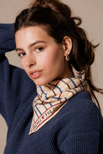 Charger l'image dans la galerie, Small foulard Manika - Cahier macadamia
