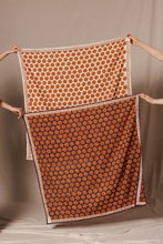 Charger l'image dans la galerie, Big foulard Latika - Pesos ecorce
