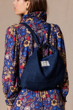 Charger l'image dans la galerie, Sac Radhika - Denim foncé
