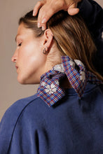 Charger l'image dans la galerie, Small foulard Fayara - Khadi saphir
