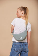 Charger l'image dans la galerie, sac, banane, demi, lune, andrea, hindbag, green, terra, tournai
