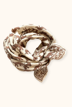 Charger l'image dans la galerie, Big foulard Latika - Bengale latte
